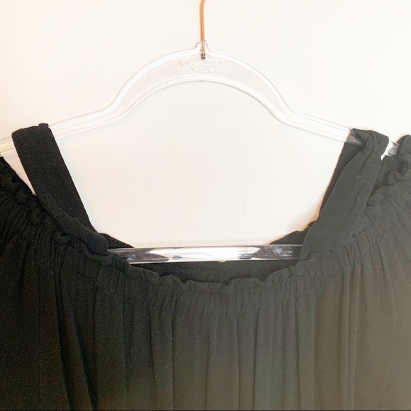 SUBDUED Black Flowy Shorts Romper Cut Out Shoulder - Picture 4 of 9